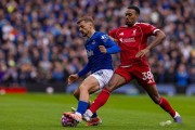 传奇落幕！萨拉赫确认今夏离队，利物浦锁定西甲飞翼作为头号替代人选
